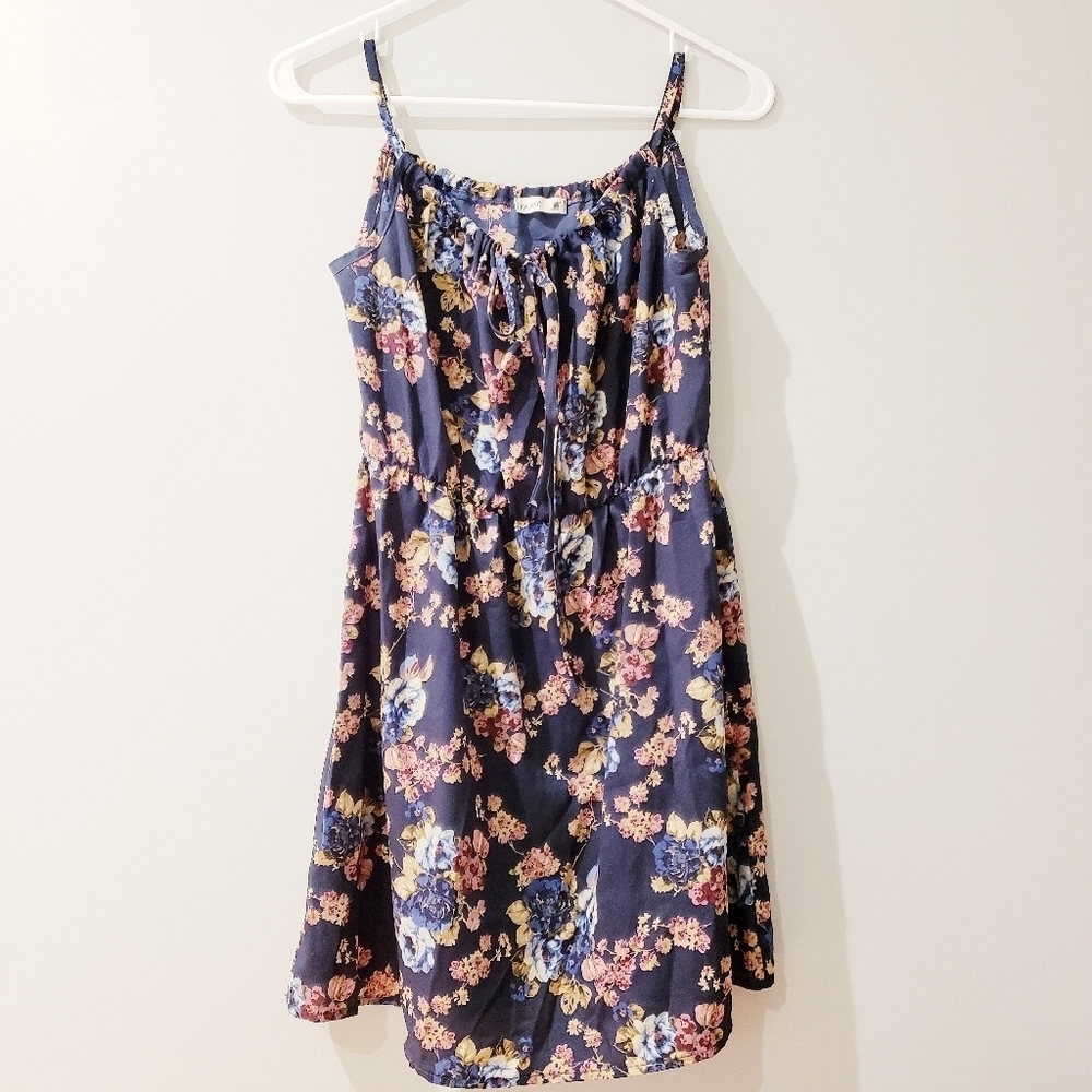 mine Sleeveless Floral Dress - Picture 1 of 6